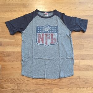 NFL Junk Food Gray and Blue Short Sleeve Tee with Distressed Graphic